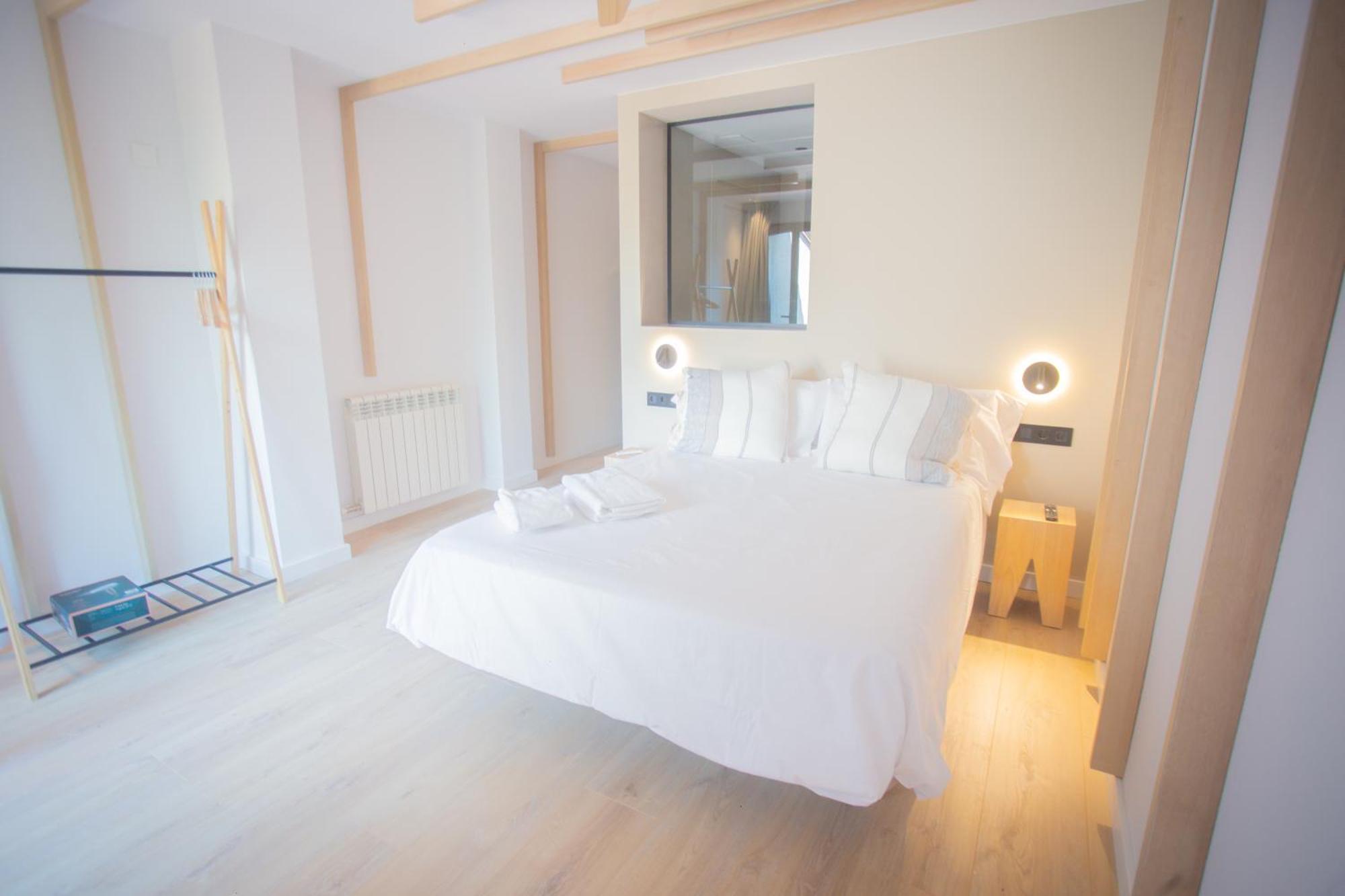 L'Indret Del Pedraforca Adults Only Hotel Saldes Bagian luar foto