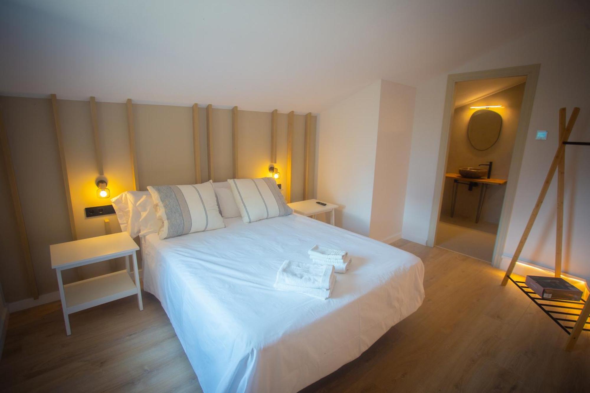 L'Indret Del Pedraforca Adults Only Hotel Saldes Bagian luar foto