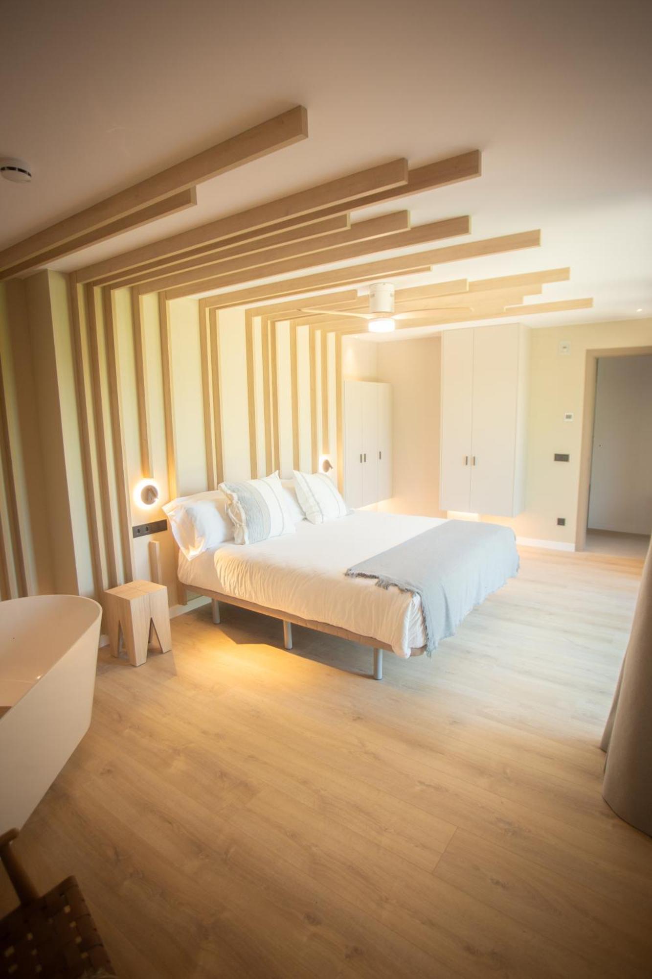 L'Indret Del Pedraforca Adults Only Hotel Saldes Bagian luar foto